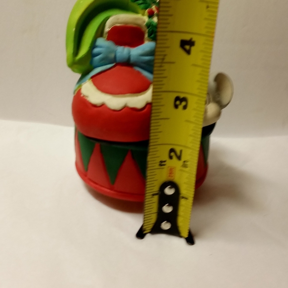 Vintage Revolving Musical Christmas Decorations Plays Soft & Turns Very Slow - Picture 6 of 10